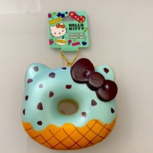 SOLD Hello Kitty • Squish me key accessory